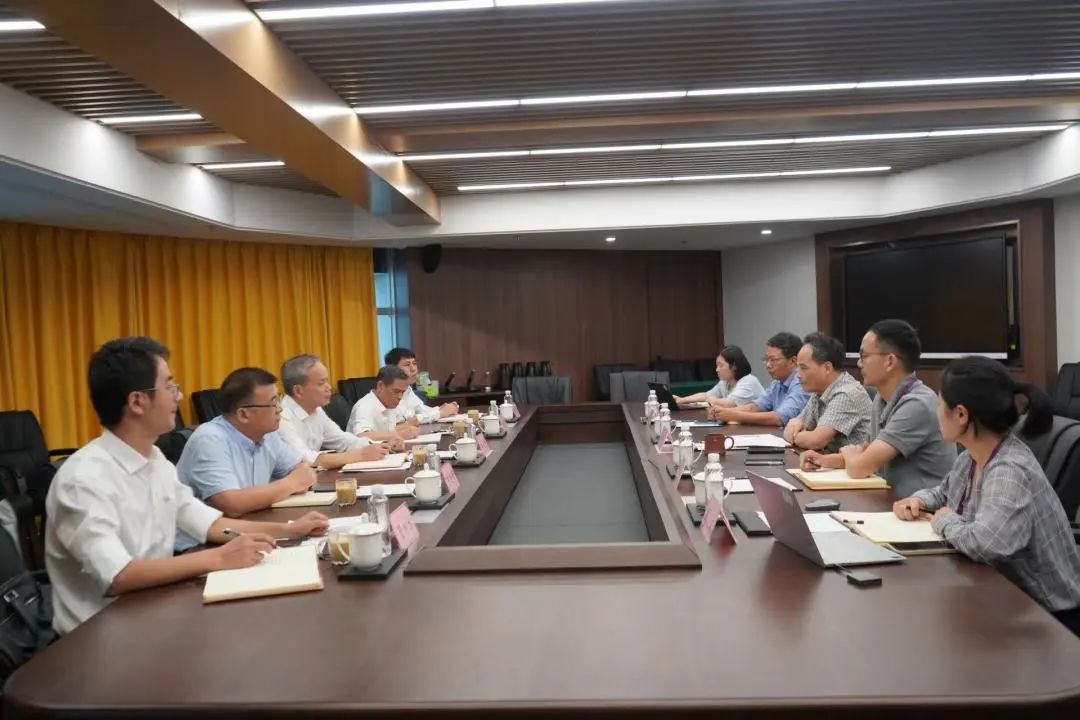 胡文豪一行到紫光环保开展科技创新工作调研指导